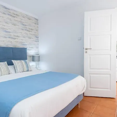 Rodrigues Family House 73a Nazare